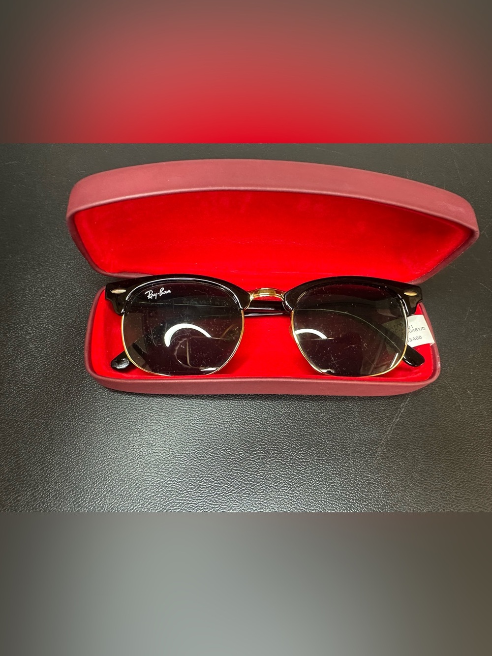 Ray-Ban Clubmaster Classic sunglasses Black Frames with Gold